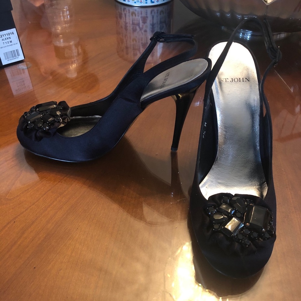 St. John Black Satin Slingback Pump